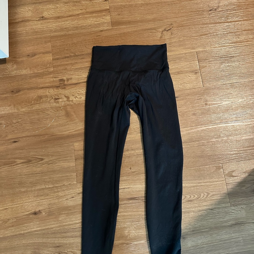 Black Lululemon leggings